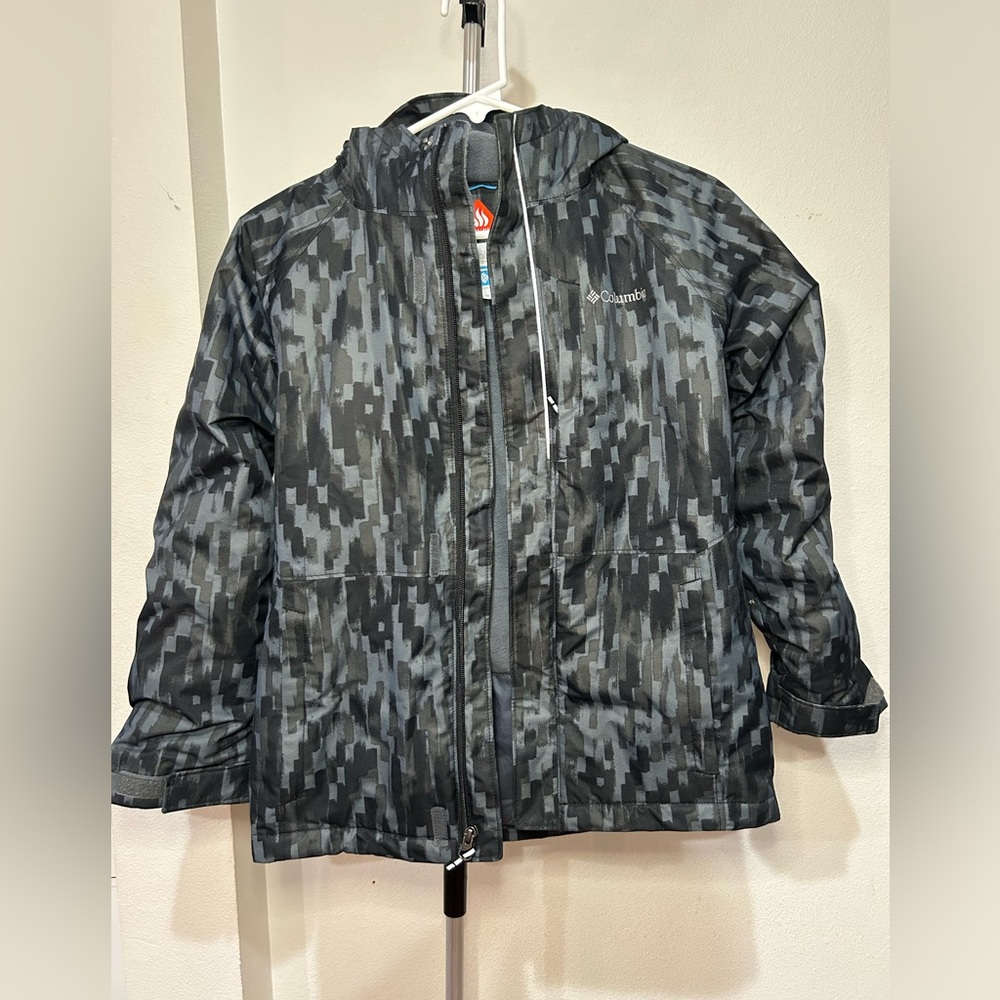 Columbia jacket, boys M, colors black and grey